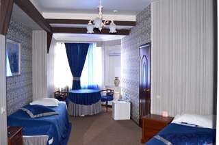 Гостиница Поручикъ Голицынъ Тольятти Стандартный двухместный номер с 2 отдельными кроватями-1